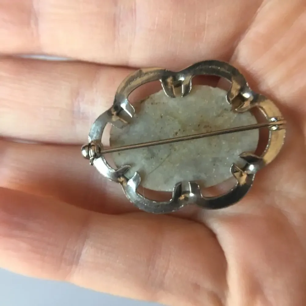 Natural stone accent elegant silver tone brooch, pin